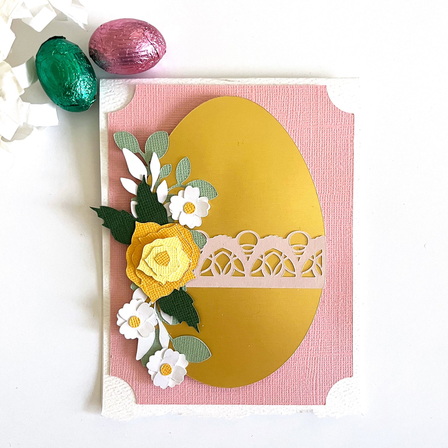 Handmade Easter card made with Cricut